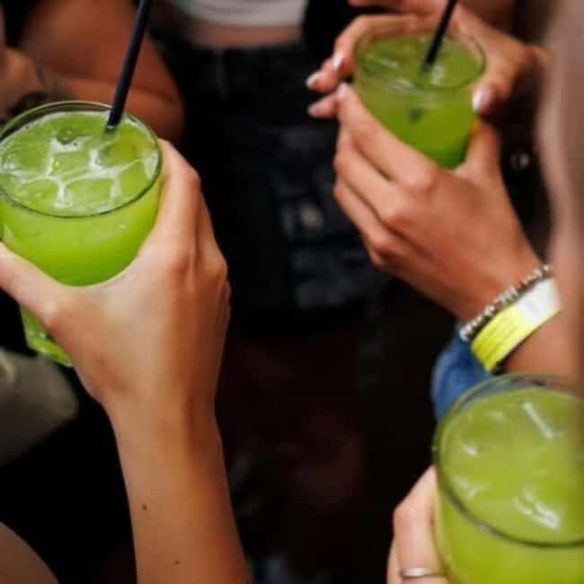 Rome; "Veni, Vidi, Bevi: "Raise a Glass in Rome" - Introduction