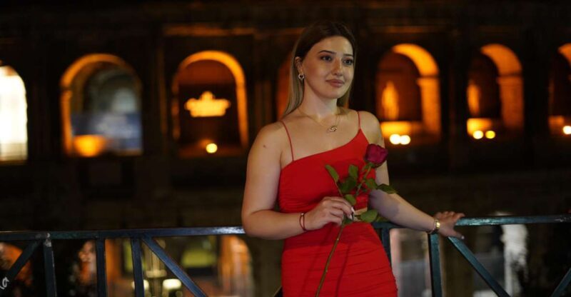 Rome: Vespa Scooter Night Tour with Pro Photographer service - Good To Know