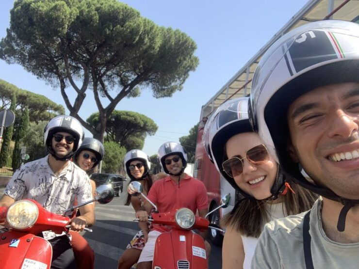 Rome: Vespa Tour With Local Guide - Tour Description