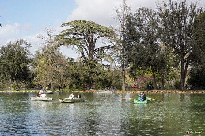 Rome Villa Borghese Lake Rowing Boat Tour and Aperitif - Why This Tour Works Well