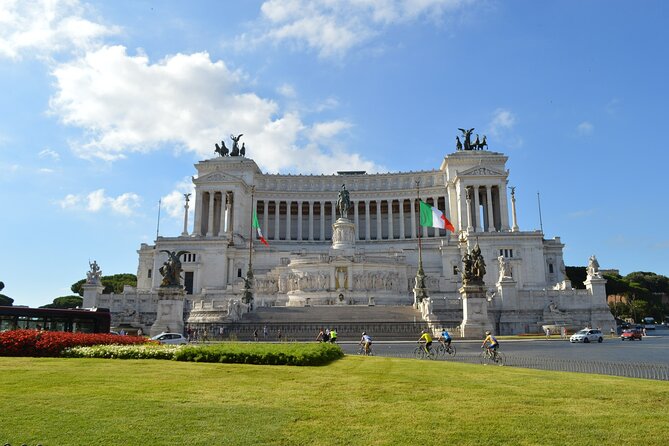 Rome Walking Tour: Churches, Squares and Fountains - Cancellation Policy