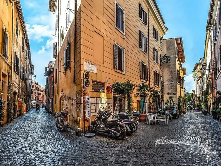 Rome Walking Tour: Hidden Treasures and Ancient Sites - Meeting Point and Check-in Details