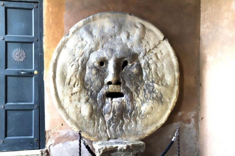 Rome: Walking Tour of Secret Places and Untold Stories - Good To Know  