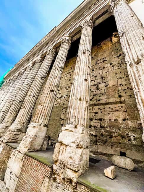 Rome Walking Tour: Pantheon, Piazzas & Navona Underground - In-Depth Review of the Rome Walking Tour: Pantheon, Piazzas & Navona Underground