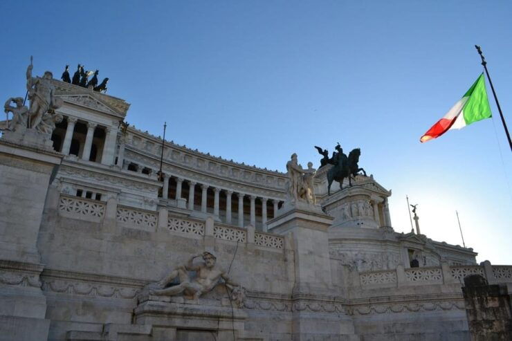 Rome: Walking Tour Through the History and Highlights of ROME - Good To Know