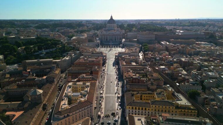 Rome: Walking Tour With Hosted Access to Vatican - Inclusions and Exclusions