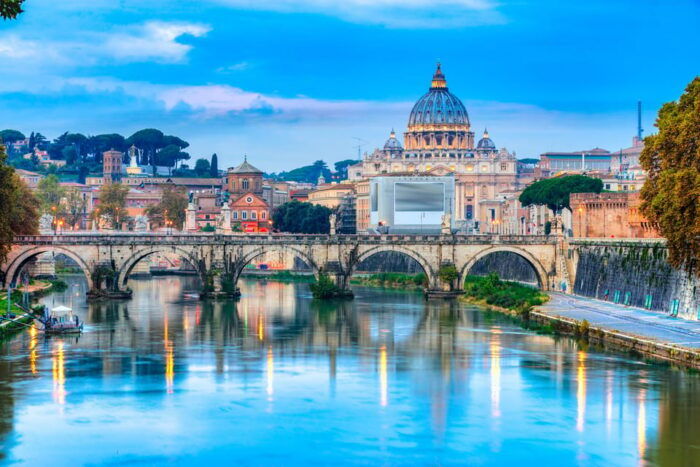 Rome: Walking Tour With Hosted Access to Vatican - Dress Code and Entry Requirements