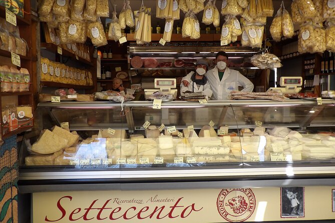 Rome Walking Tour With Little Tasting and River Boat Ride - Inclusions