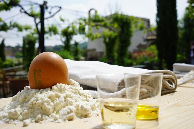 Rome: Wine Tour & Pizza Making Class in a Frascatis Vineyard - 5 Hours - Logistics and Booking