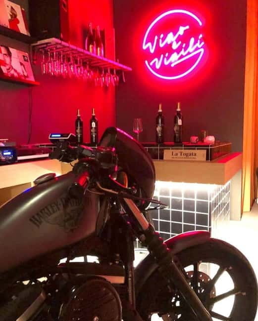 Rome: Wine & Vintage Vinyl Experience - Detailed Breakdown of the Experience