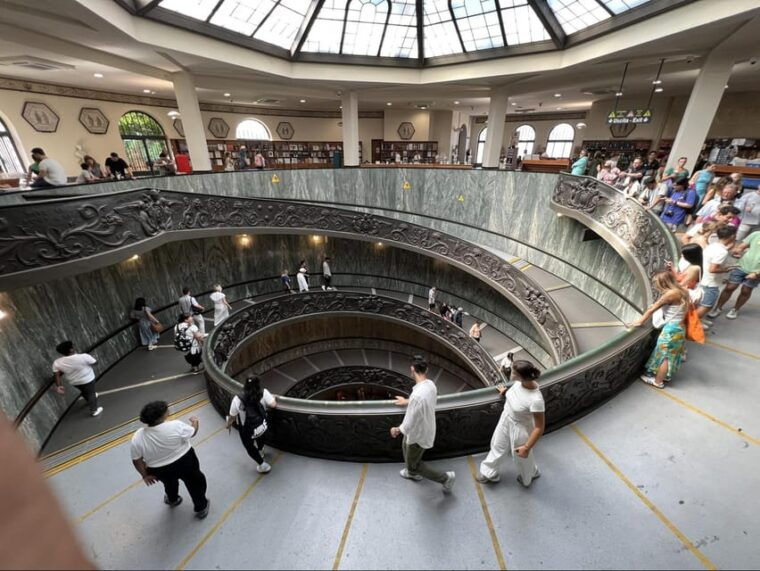 Rome's Best Tour: Vatican Museums and Sistine Chapel. - Frequently Asked Questions