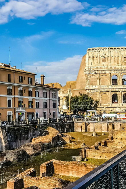 Romes Heritage: A Historical Tour of the Eternal City - Group Size and Languages