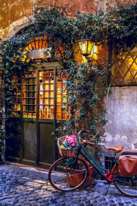 Rome's Hidden Gems: Monti District & Wine Experience - Notable Landmarks