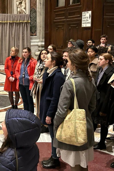 Rome:St. Peters Basilica Guided Tour and Papal Tombs - Customer Feedback