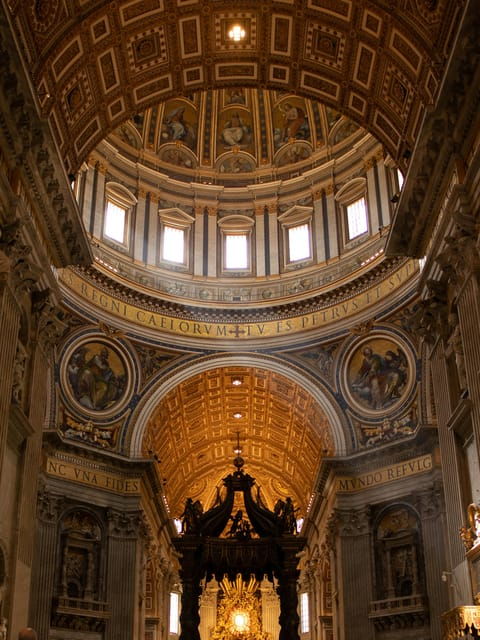 Rome:St. Peters Basilica Tour, Exclusive Underground Access - Dress Code