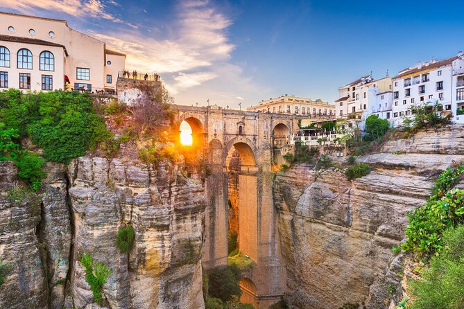 Ronda and El Tajo Gorge Tour With Wine-Tasting From Malaga - Tour Overview and Highlights
