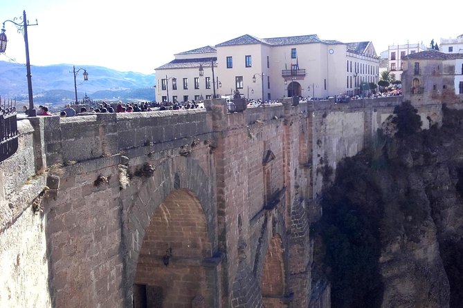 Ronda and White Towns From Seville - Private Tour - Exploring Ronda