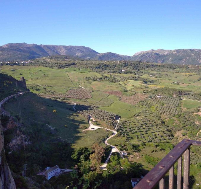 Ronda: Audio Guide Walking Tour With Puente Nuevo and Viejo - Tour Details