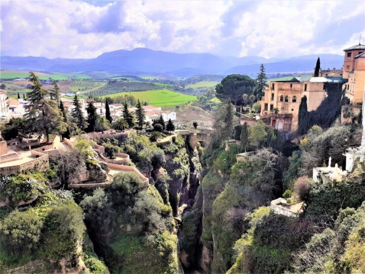 Ronda: Sightseeing Walking Tour - Meeting Point and Accessibility