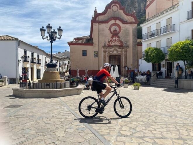 Ronda: The Palomas Pass - Supported Cycling Tour - Easy - Included Services