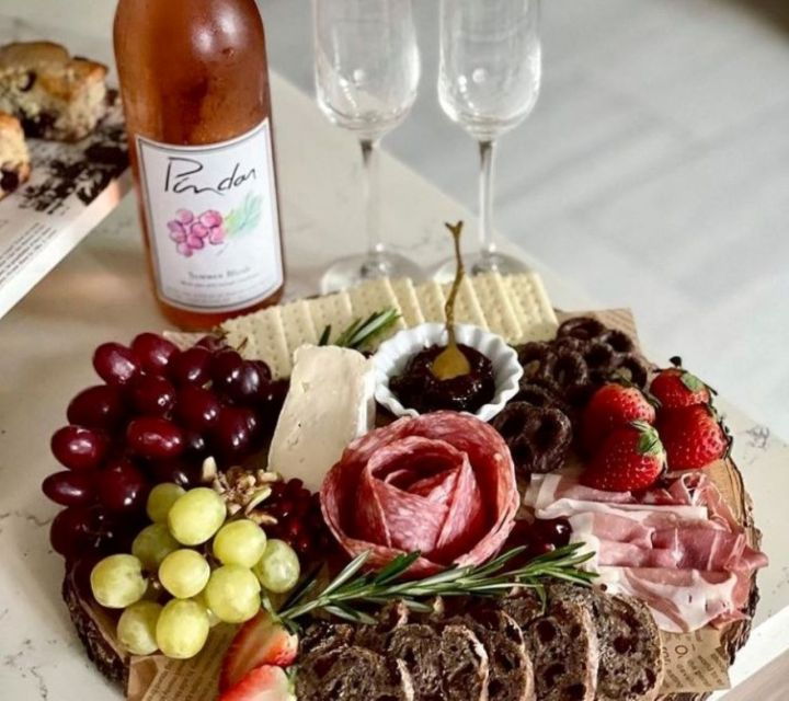 Ronkonkoma: North Fork Wineries Tour With Tastings and Lunch - Tour Highlights