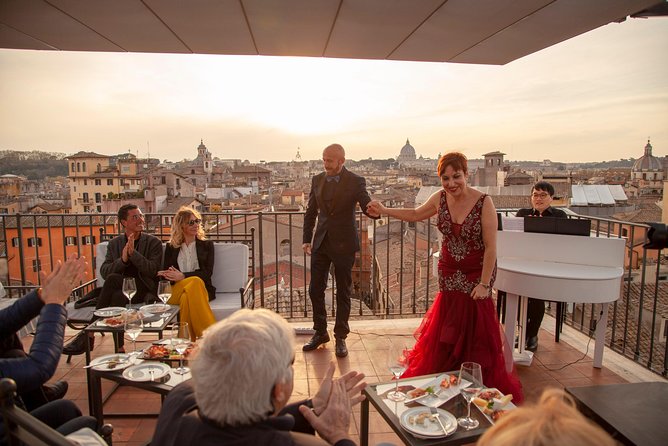 Rooftop Bar Opera Show: The Great Beauty of Rome - Venue Features