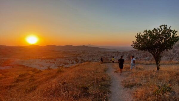 Rose Valley Sunset Hiking Tour - Important Information