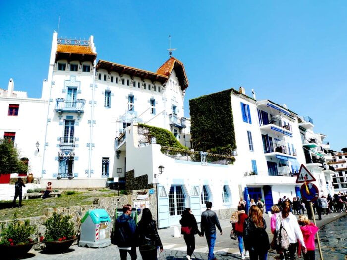 Roses: Cadaqués&Underwater Vision :Magic on the Costa Brava - Wandering Through Whitewashed Streets
