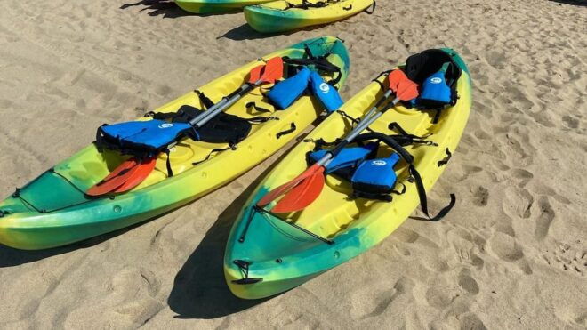 Roses: Kayak Rental - Meeting Location
