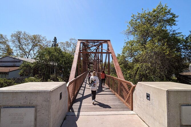 Roseville California Scavenger Hunt Walking and Game - The Sum Up