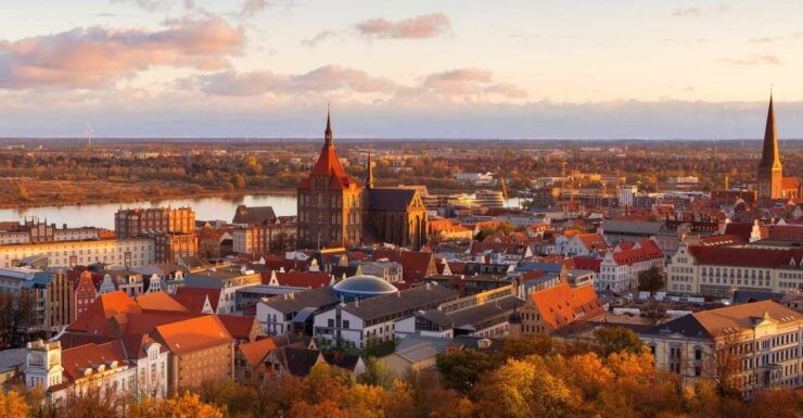 Rostock: Express Walk With a Local in 60 Minutes - Experience Highlights