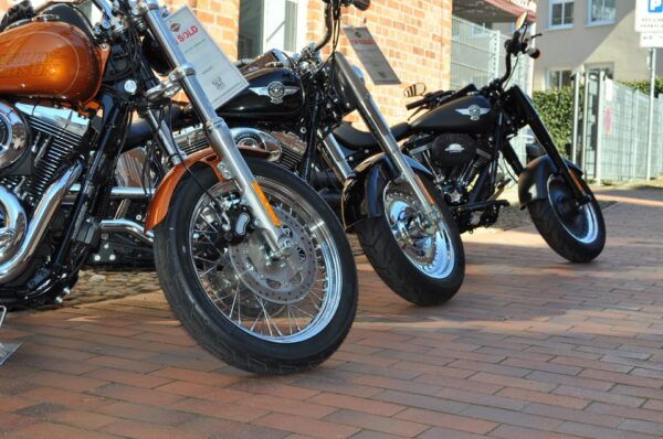 Rostock: Harley-Davidson Sportster XL1200CB Rental - Pick-Up Location and Process