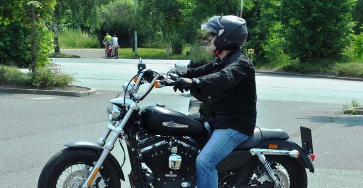 Rostock: Harley-Davidson Sportster XL1200CB Rental - Requirements for Renters