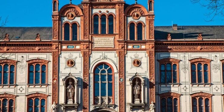 Rostock: Self-Guided Smartphone Exploration Walking Tour - Activity Details