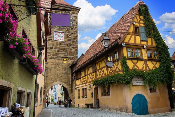 Rothenburg Ob Der Tauber Private Walking Tour With a Professional Guide - Overview of Rothenburg Ob Der Tauber