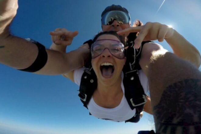 Rothenburg Ob Der Tauber: Tandem Skydiving Experience - Inclusions