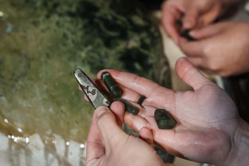 Rotorua: Jade Carving Experience at a Local Studio - Who Will Love This Tour?