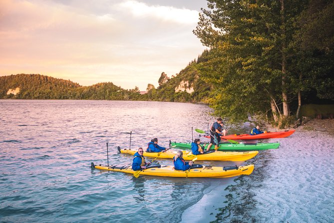 Rotorua: Lake Rotoiti Starlight Kayaking Tour - Meeting Point Information