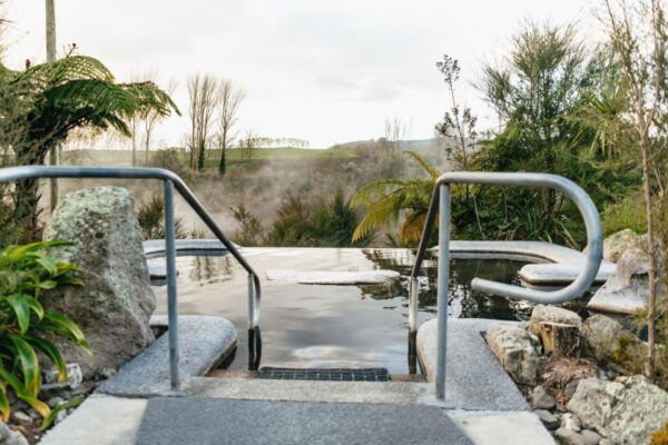 Rotorua: Waikite Valley Hotpools Geothermal Bathing - Safety Recommendation for Swimming