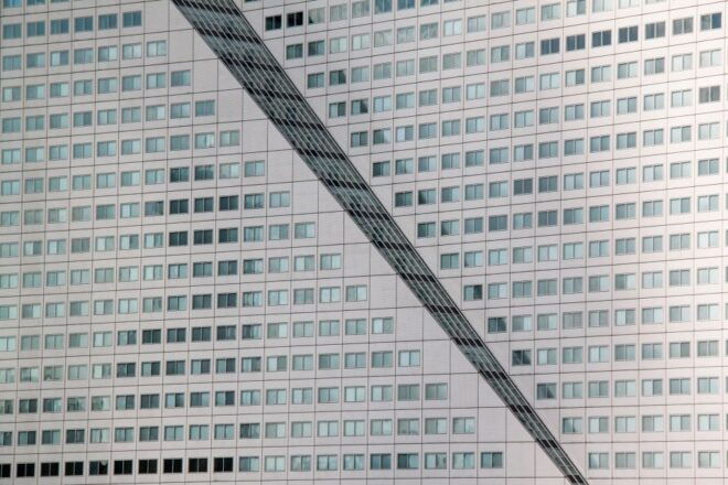 Rotterdam Architecture Walking Tour - Discovering Modern Rotterdam on Foot