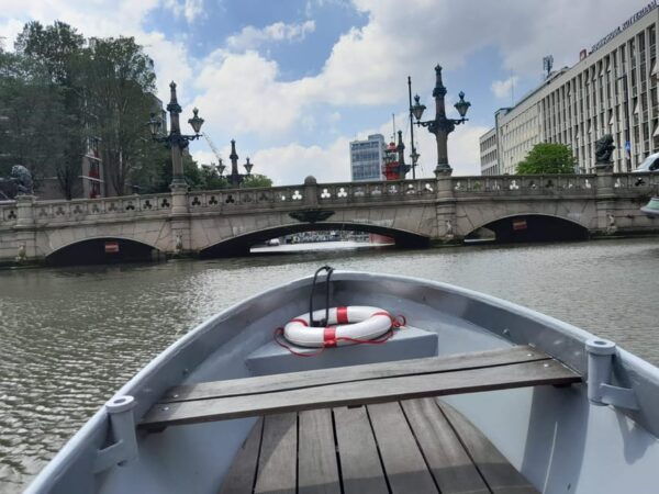 Rotterdam: City Center Electric Boat Rental - Check-in and Meeting Point