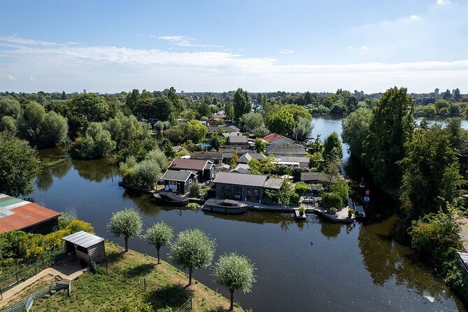 Rotterdam countryside on the wheels - bike tour around city - Exploring Rotterdam’s Countryside on Two Wheels
