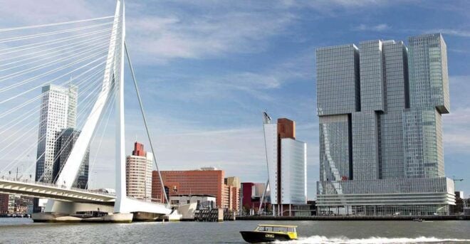 Rotterdam: De Rotterdam, Cube Houses, Watertaxi and Markthal - Historical Charm in the Old Harbour