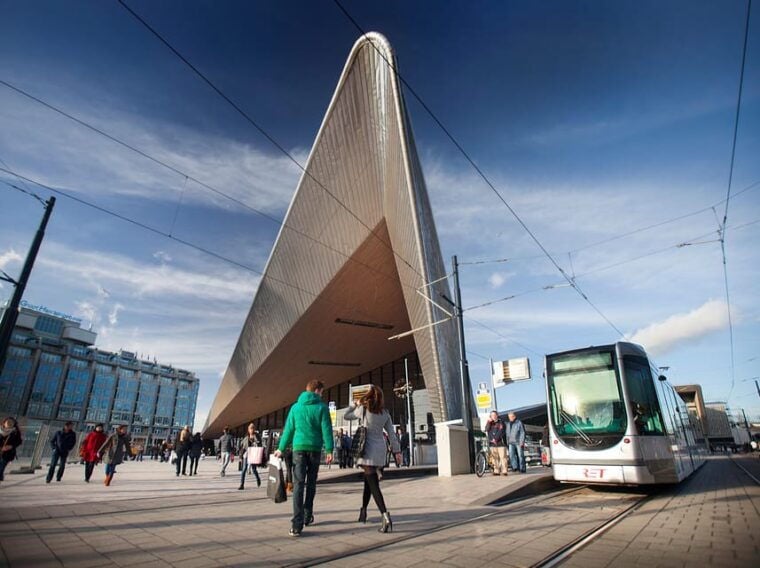 Rotterdam: & Delft: Day-trip tour with local guide - FAQs