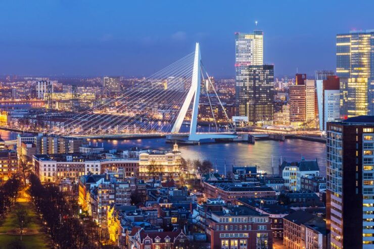 Rotterdam: First Discovery Walk and Reading Walking Tour - Inclusions and Exclusions