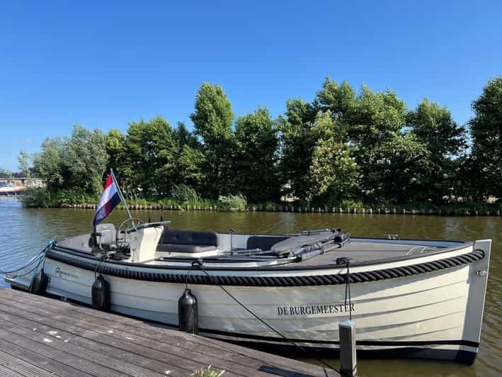 Rotterdam: green heart Midden-Delfland: Luxury Boat Tour - An Introduction to the Midden-Delfland Luxury Boat Experience