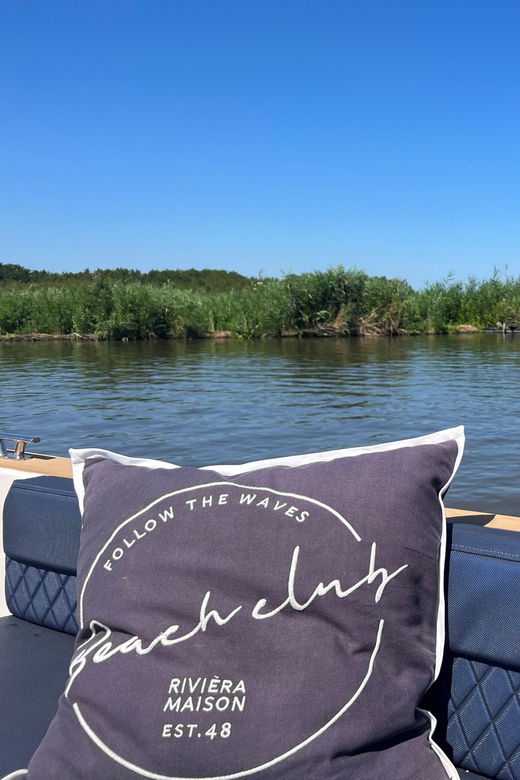 Rotterdam: green heart Midden-Delfland: Luxury Boat Tour - The Value of a Private, Luxury Experience