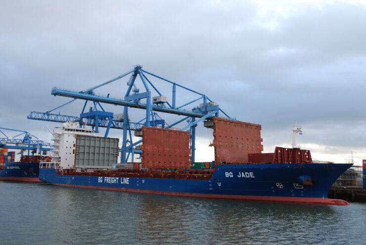 Rotterdam: Harbor Cruise on a Historic Ship - Activity Details