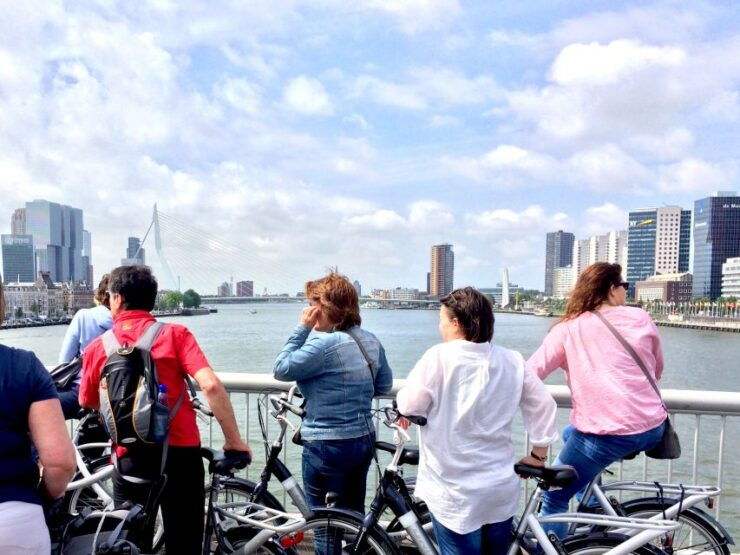 Rotterdam Highlights 2.5-Hour Bike Tour - Experience Highlights