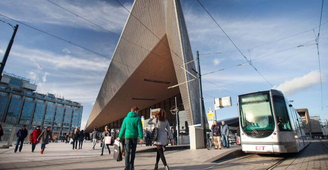 Rotterdam: Highlights Tour With Local Guide - Unique Home Design